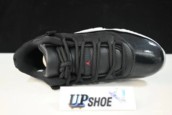 RETRO AV2187 BLACK-WHITE JORDAN 001 LOW AV2187-001 11 AIR 0412